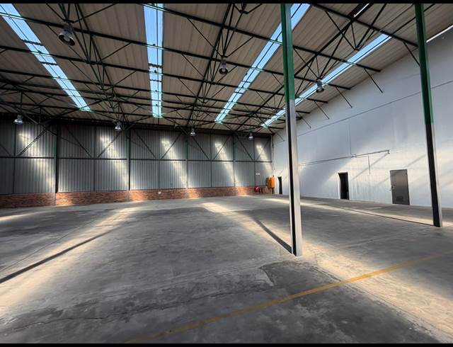 1,560M² WAREHOUSE TO LET IN RANDJESPARK