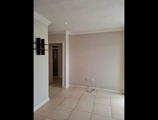 1 BEDROOM APARTMENT TO LET IN SOMERSET VALLEY ESTATE