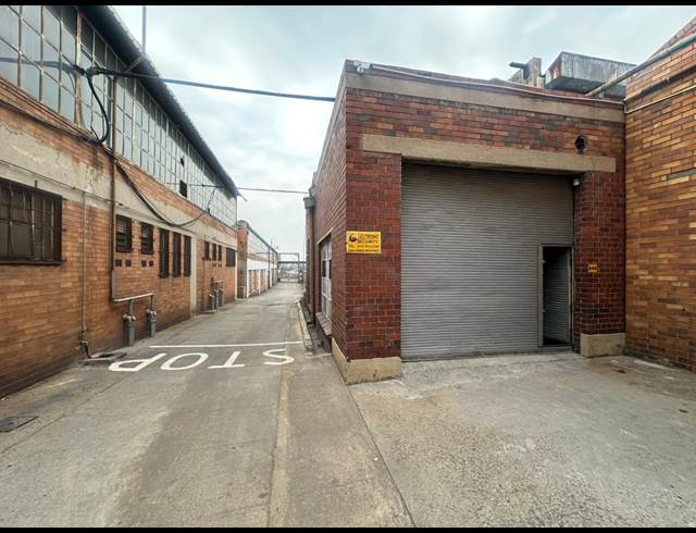 75M² WAREHOUSE TO LET IN ELANDSFONTEIN