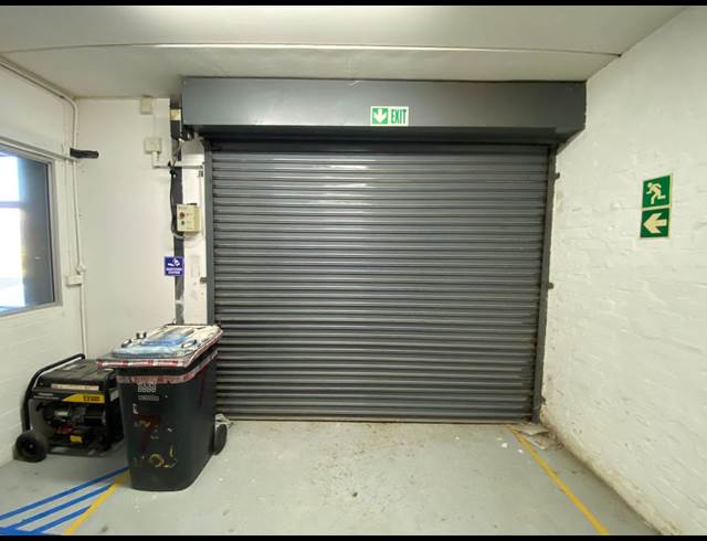 156M² WAREHOUSE TO LET IN SOMERSET WEST CENTRAL