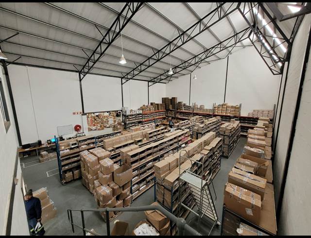 820M² WAREHOUSE TO LET IN RIVERGATE