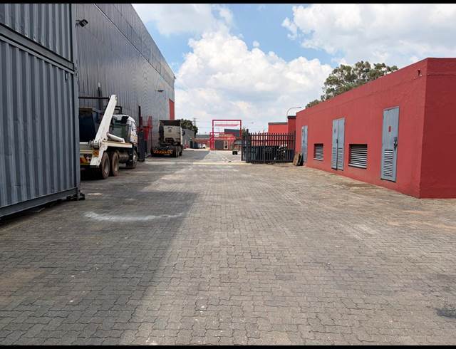 1,200M² WAREHOUSE TO LET IN CITY DEEP