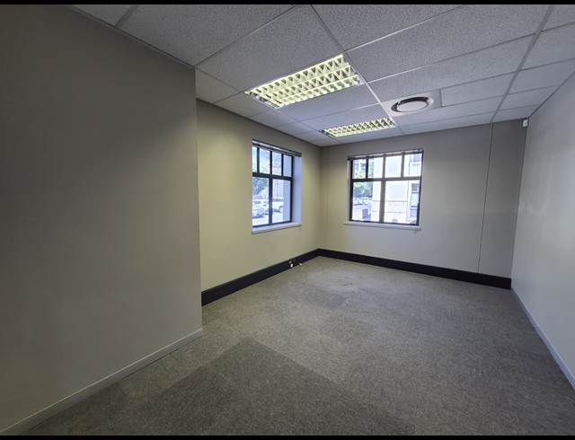 515M² OFFICE TO LET IN SANDTON CENTRAL