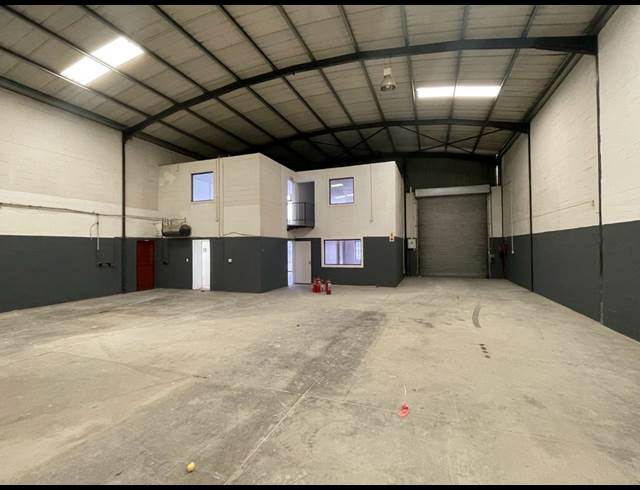 445M² WAREHOUSE TO LET IN BELLVILLE SOUTH INDUSTRIA
