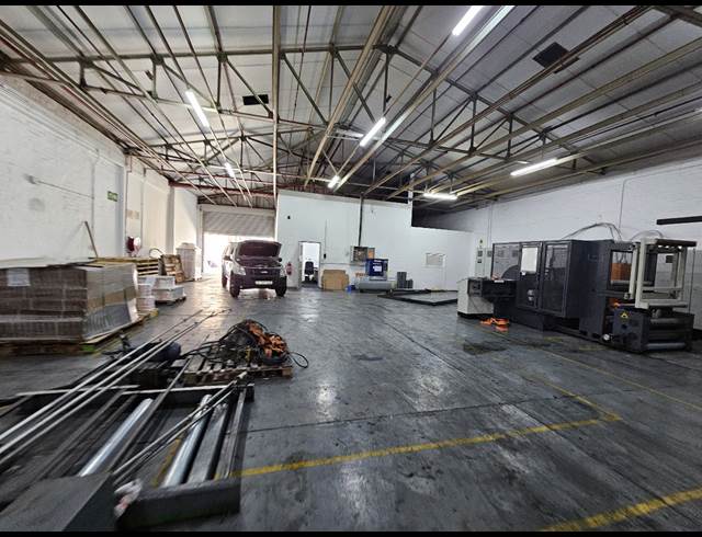 560M² WAREHOUSE TO LET IN BELLVILLE SOUTH INDUSTRIA