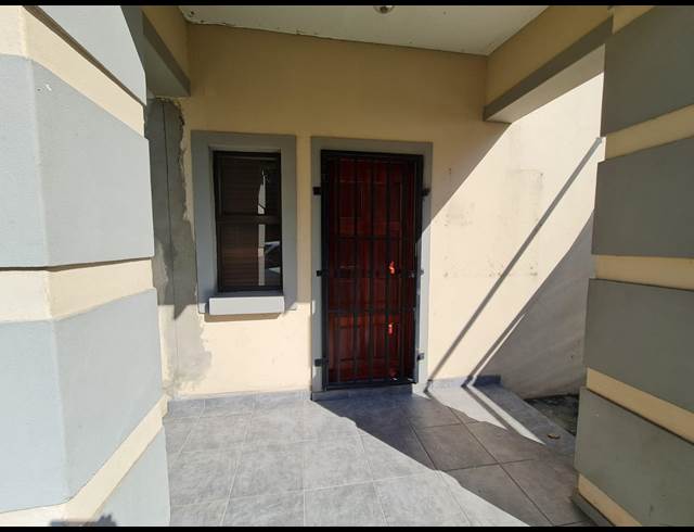 450M² OFFICE TO LET IN LAMBTON