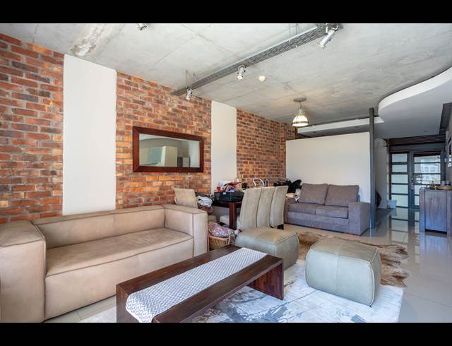 1 BEDROOM APARTMENT BLOCK TO LET IN DE WATERKANT