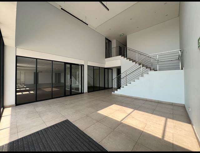 5,515M² WAREHOUSE TO LET IN SAMRAND BUSINESS PARK