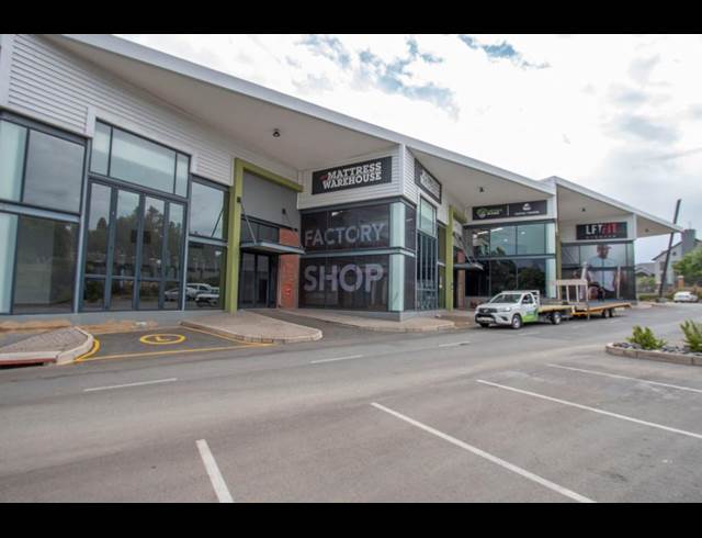 347M² RETAIL TO LET IN OLIVEDALE