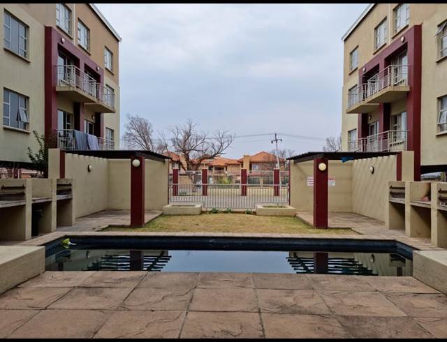 1 BEDROOM PROPERTY TO RENT IN BULT WEST