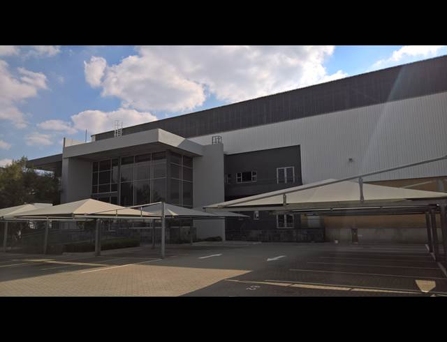 14,000M² WAREHOUSE TO LET IN GOSFORTH PARK