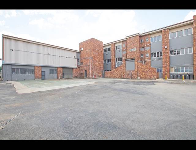 413M² WAREHOUSE TO LET IN WYNBERG