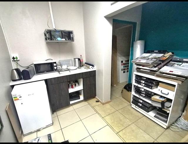 400M² RETAIL TO LET IN ROSEBANK