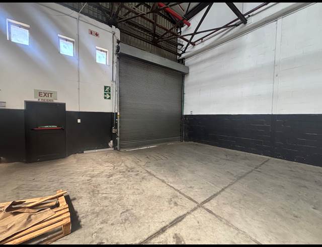 980M² WAREHOUSE TO LET IN ELSIES RIVER INDUSTRIAL