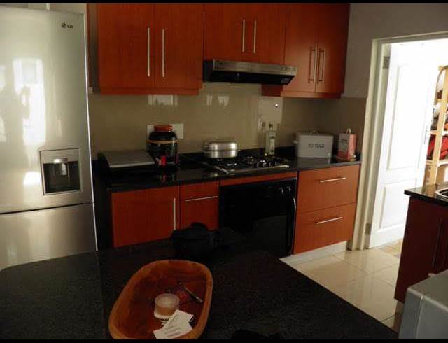 2 bed property to rent in REUNION PARK