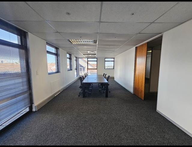 640M² OFFICE TO LET IN CENTURY CITY