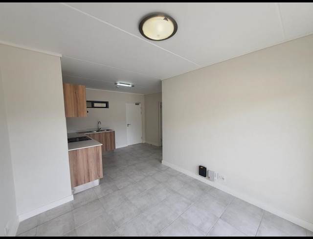 1 BEDROOM PROPERTY TO RENT IN GREENBAY ECO ESTATE