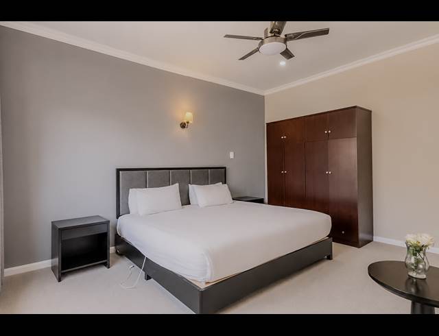 16 BEDROOM GUEST HOUSE TO LET IN BROADACRES