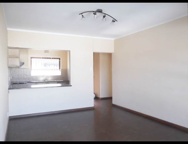 1 bed property to rent in ROSEBANK