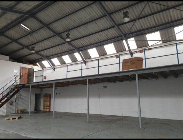 WAREHOUSE PROPERTY TO RENT IN KILLARNEY GARDENS