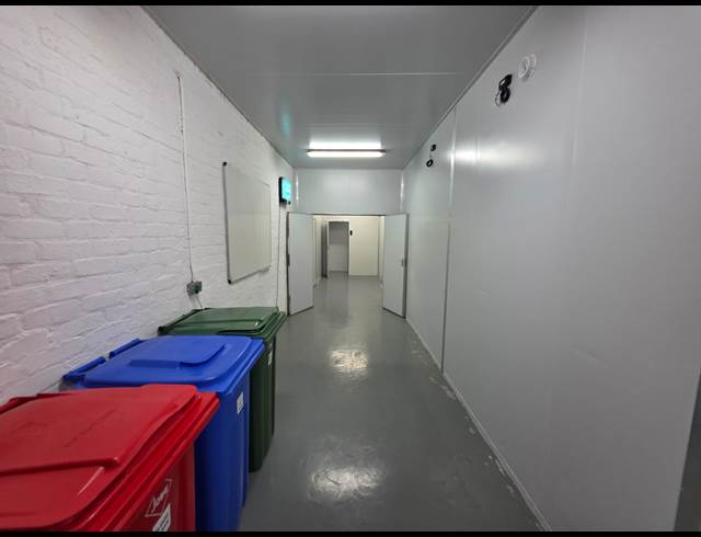 924M² WAREHOUSE TO LET IN GANTS PLAZA