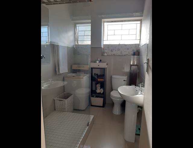 2 bed property to rent in WORCESTER CENTRAL