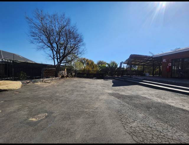 409M² WAREHOUSE TO LET IN ALLANDALE