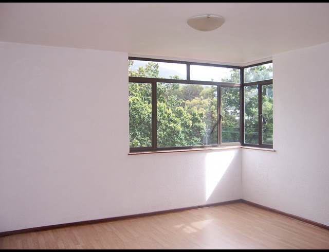 2 bed property to rent in RONDEBOSCH