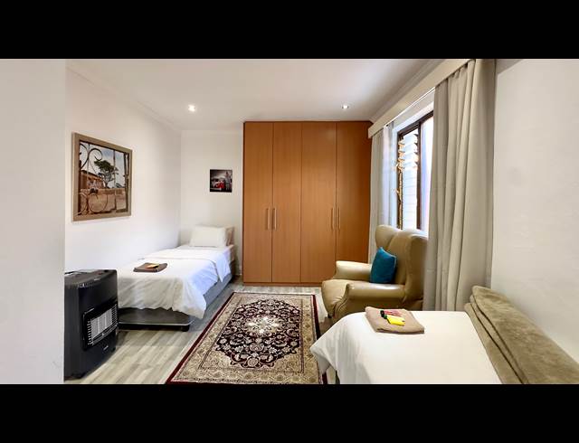 4 BEDROOM HOUSE TO LET IN NORWOOD