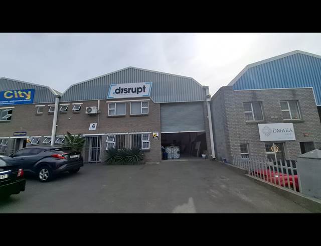 375M² WAREHOUSE TO LET IN STIKLAND INDUSTRIAL