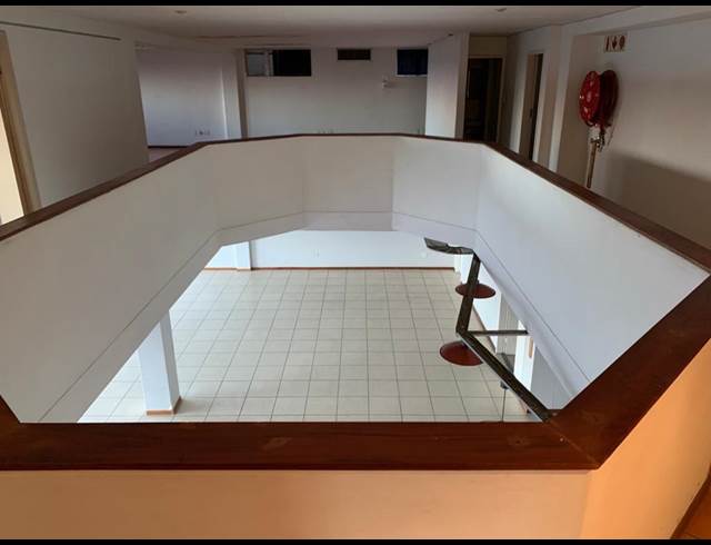 1,600M² WAREHOUSE RENTED IN MEADOWDALE