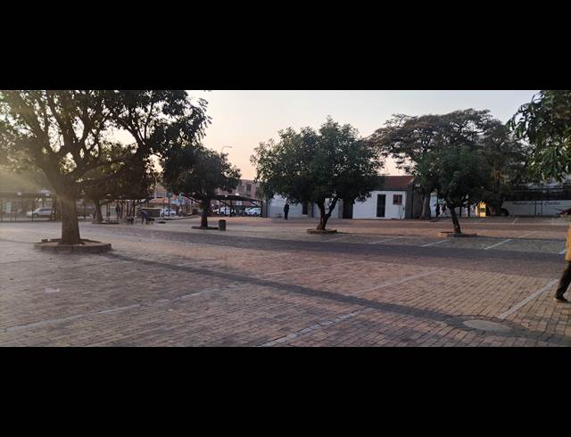 77M² BUSINESS CENTRE TO LET IN NELSPRUIT CENTRAL
