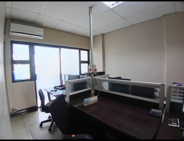 60M² APARTMENT BLOCK TO LET IN NEW TOWN CENTRE