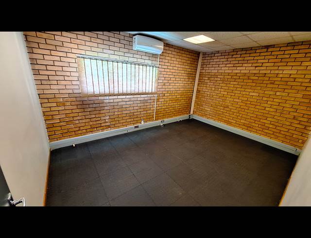 900M² WAREHOUSE TO LET IN NELSPRUIT INDUSTRIAL