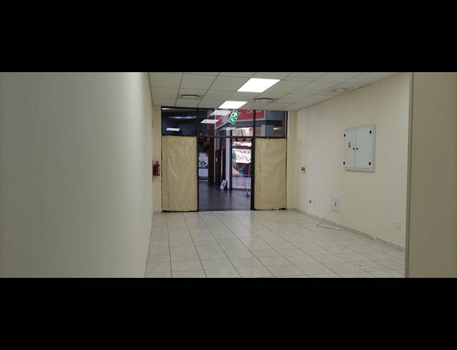 76M² BUSINESS CENTRE TO LET IN NELSPRUIT CENTRAL
