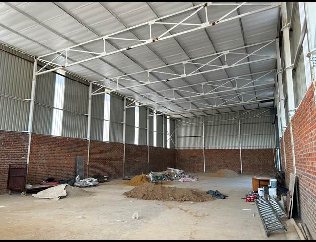 515M² WAREHOUSE TO LET IN SEBENZA