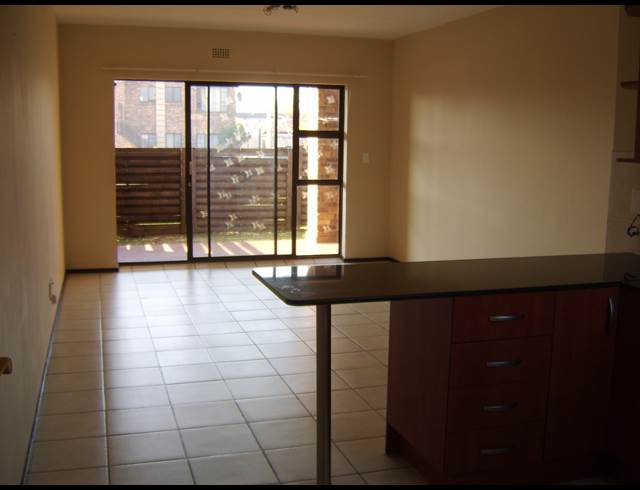 2 bed property to rent in SONNEVELD
