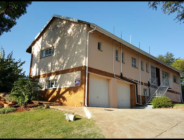 4 bed property to rent in WILRO PARK