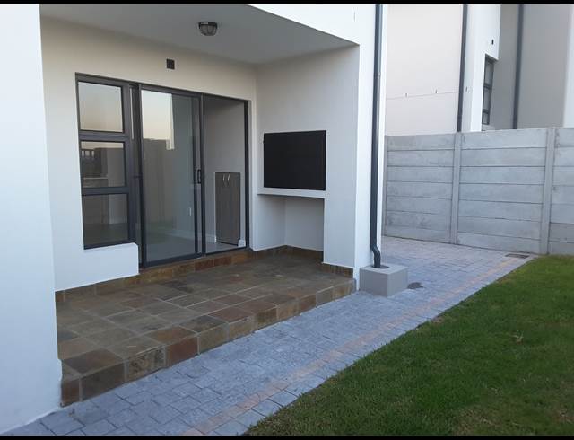 3 bed property to rent in EAST-RURAL