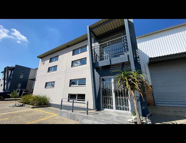 622M² WAREHOUSE TO LET IN KNOPJESLAAGTE