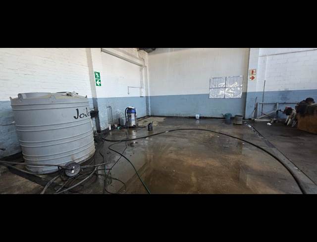 800M² WAREHOUSE TO LET IN PAARL CENTRAL