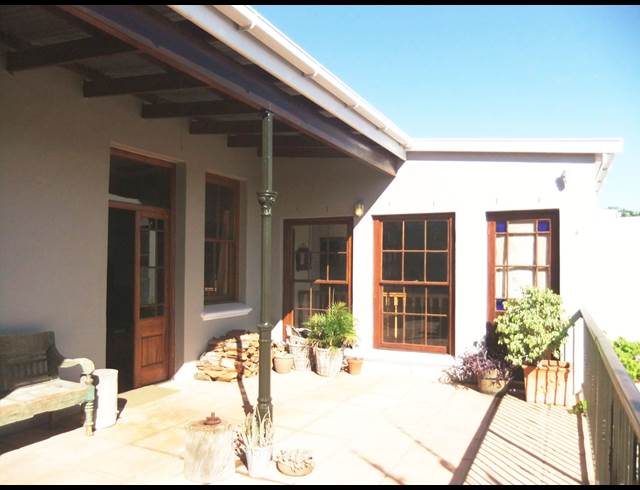 4 bed property to rent in WOODSTOCK