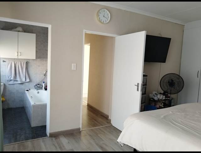 3 BEDROOM FREESTANDING TO LET IN ILLIONDALE