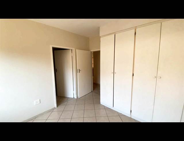 2 BEDROOM APARTMENT RENTED IN NOORDHANG