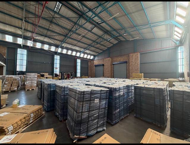 818M² WAREHOUSE TO LET IN RANDJESPARK