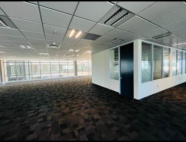 4,435M² OFFICE TO LET IN WATERFALL