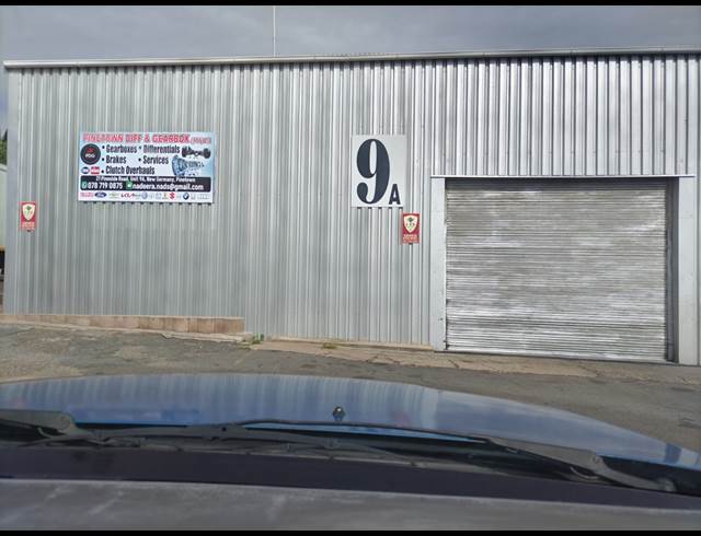200M² WAREHOUSE TO LET IN PINETOWN CENTRAL