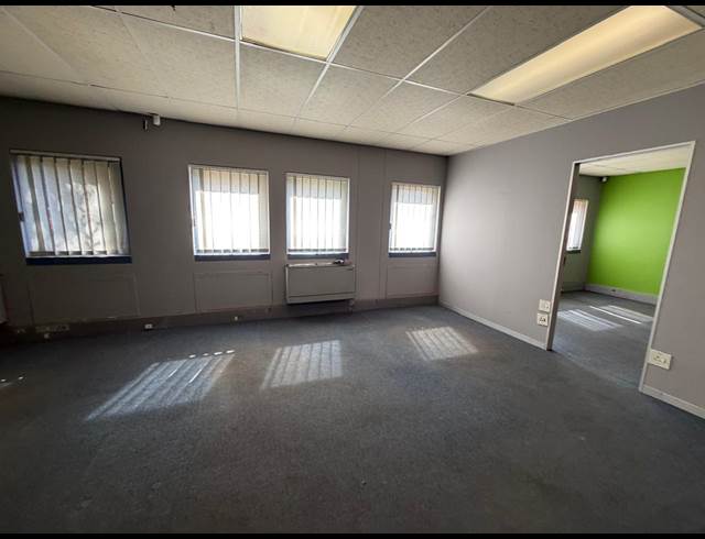 1,841M² WAREHOUSE TO LET IN RANDJESPARK