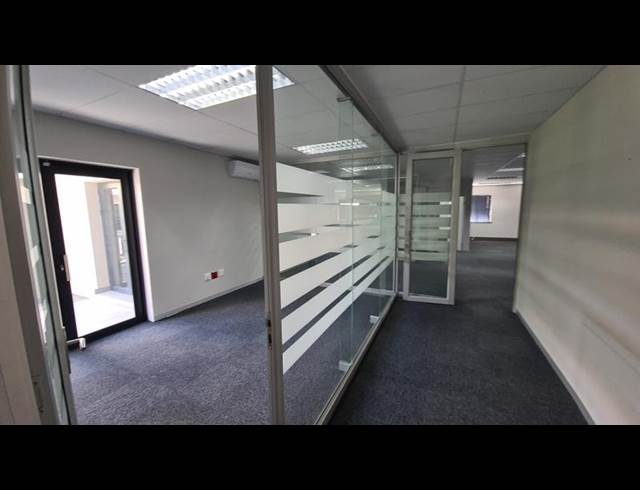 BUSINESS PROPERTY TO RENT IN VORNA VALLEY