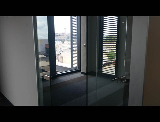 150M² OFFICE TO LET IN CENTURION CENTRAL